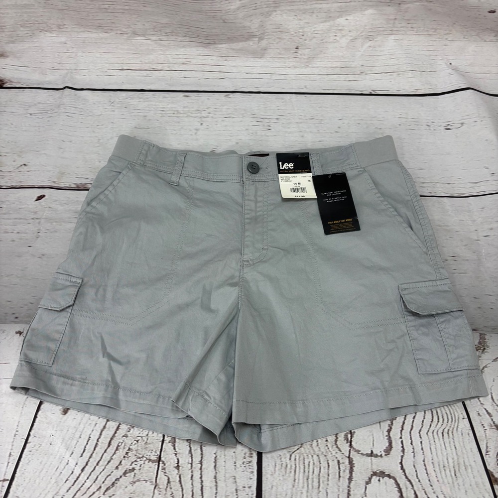 NWT Lee Womens Ultra Soft Waistband Cargo Shorts Material Grey Mid Rise 14 M